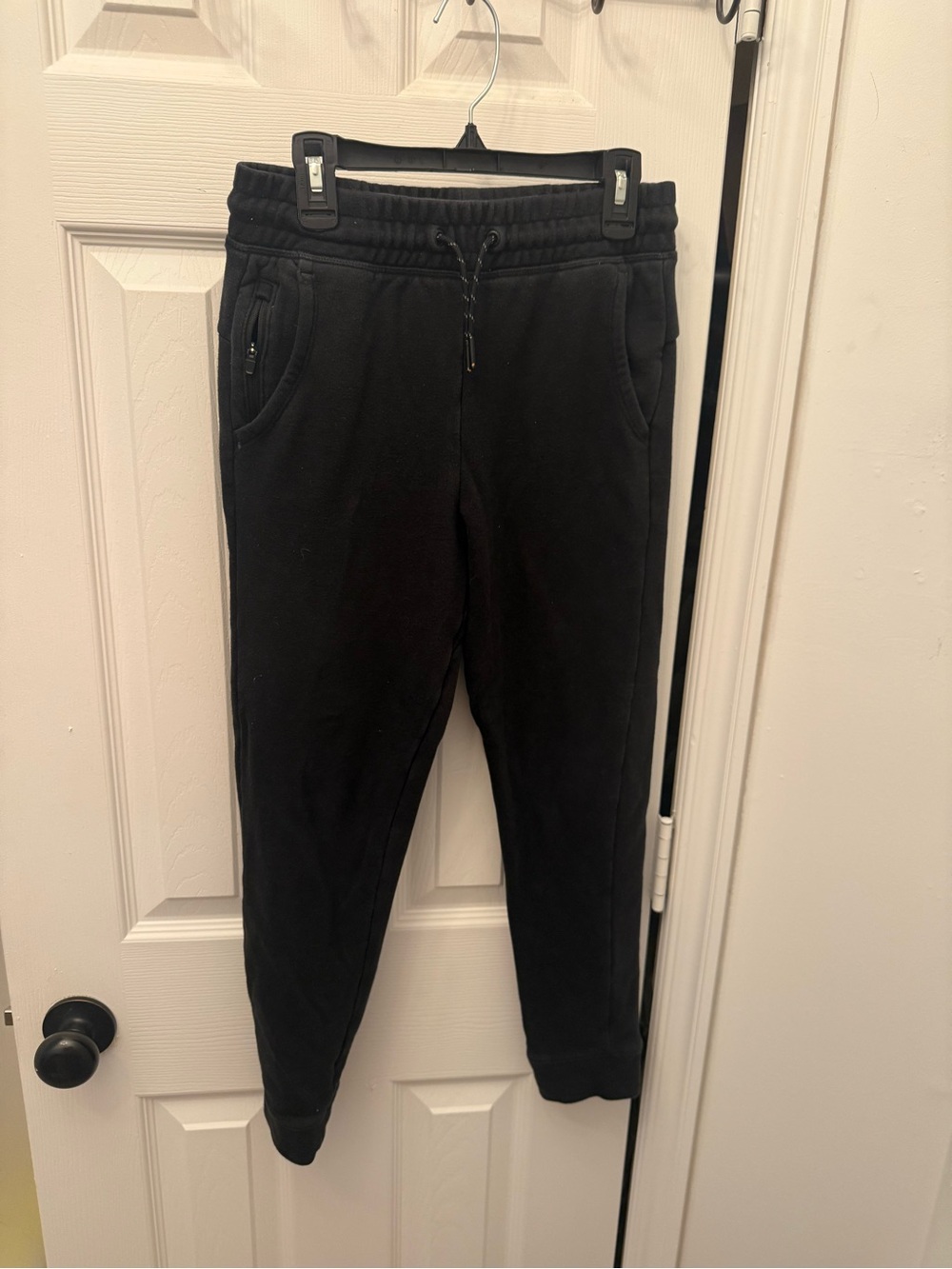 Boy’s Black Jogger Sweatpants - Casual Drawstring Pants L/10-12 like new, really